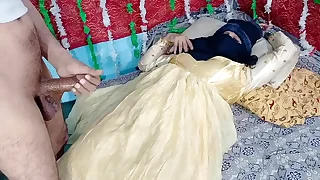 yellow dressed desi bride pussy fucking hardsex on every side indian desi big cock on xvideos india xxx